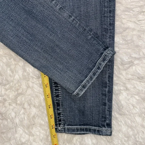 Miss Me Fleur De Lis Skinny Denim, Size 28 - Picture 10 of 16